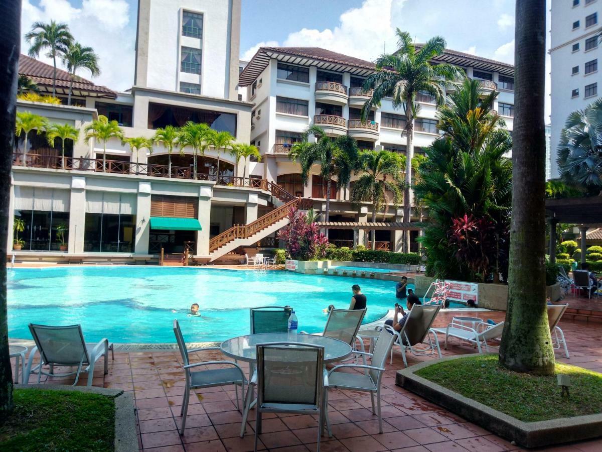 Costa Mahkota Aparthotel Malacca ภายนอก รูปภาพ