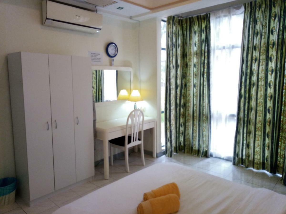 Costa Mahkota Aparthotel Malacca ภายนอก รูปภาพ