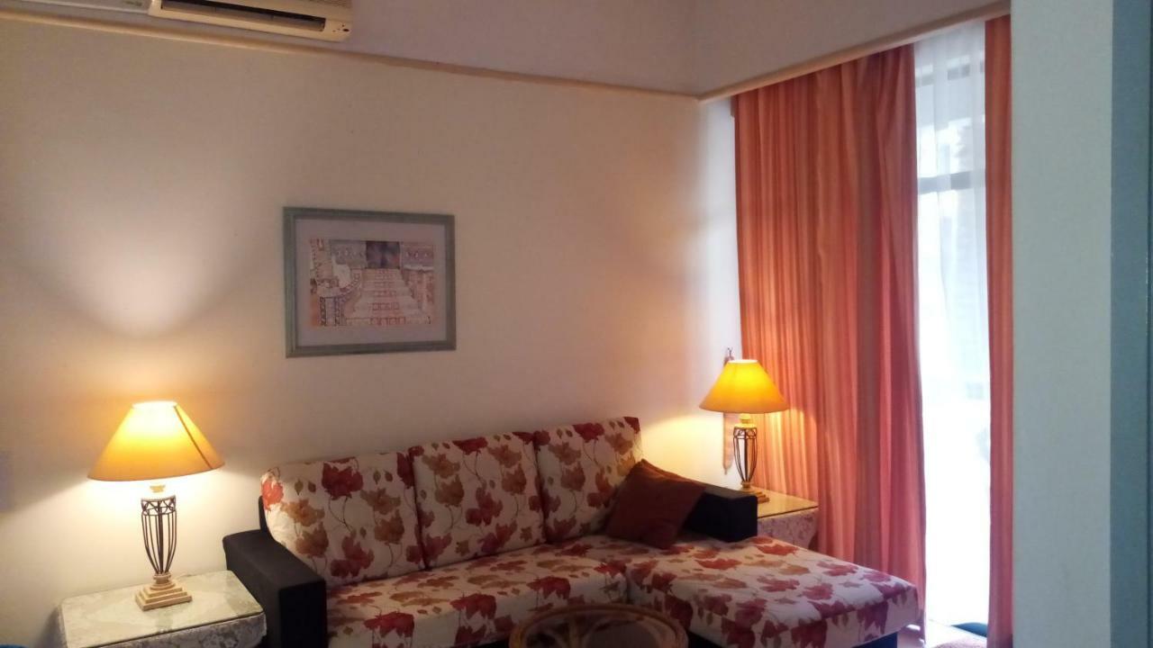 Costa Mahkota Aparthotel Malacca ภายนอก รูปภาพ