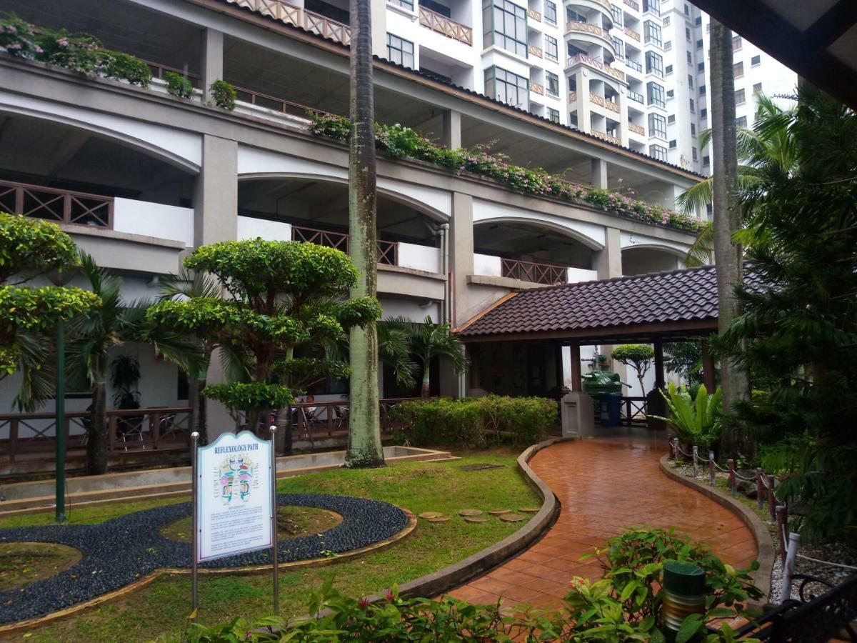 Costa Mahkota Aparthotel Malacca ภายนอก รูปภาพ