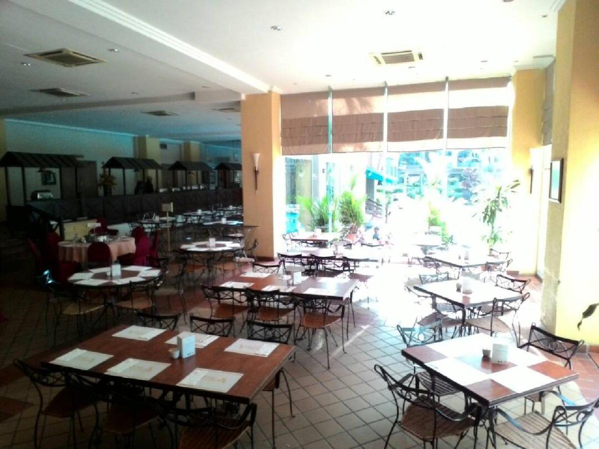 Costa Mahkota Aparthotel Malacca ภายนอก รูปภาพ